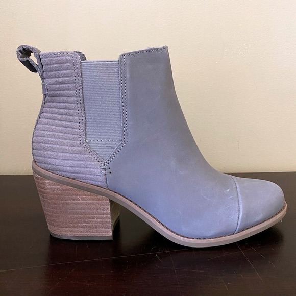 TOMS Marina Grey Leather Cap Toe Ribbed Block Heel Ankle Boots Womens - Picture 3 of 7